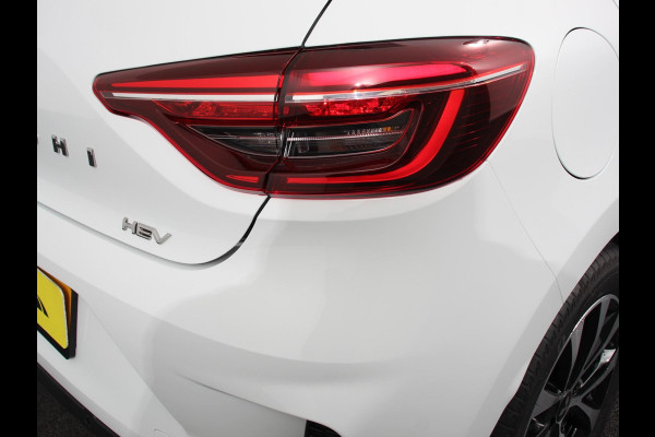 Mitsubishi Colt 1.6 HEV Automaat Intense DEMO Navigatie d.m.v. Apple Carplay/Android Auto Camera Climate Control Cruise Control Lichtmetalen velgen Extra Getint Glas Digitale Cockpit