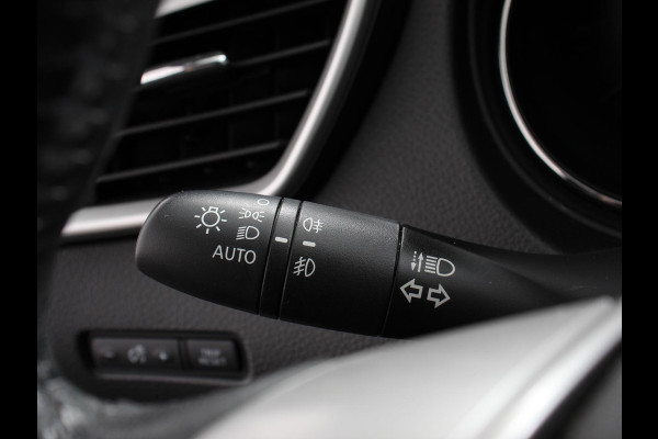 Nissan X-Trail 1.6 DIG-T Tekna Climate control | Cruise control | Panorama dak | LED | Navigatie | Stoelverwarming | Trekhaak | Parkeersensoren | Achteruitrijcamera