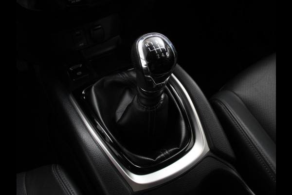 Nissan X-Trail 1.6 DIG-T Tekna Climate control | Cruise control | Panorama dak | LED | Navigatie | Stoelverwarming | Trekhaak | Parkeersensoren | Achteruitrijcamera