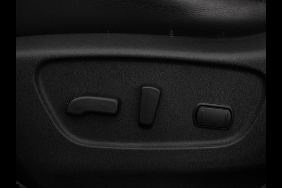 Nissan X-Trail 1.6 DIG-T Tekna Climate control | Cruise control | Panorama dak | LED | Navigatie | Stoelverwarming | Trekhaak | Parkeersensoren | Achteruitrijcamera