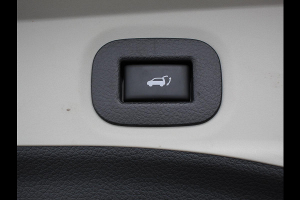 Nissan X-Trail 1.6 DIG-T Tekna Climate control | Cruise control | Panorama dak | LED | Navigatie | Stoelverwarming | Trekhaak | Parkeersensoren | Achteruitrijcamera