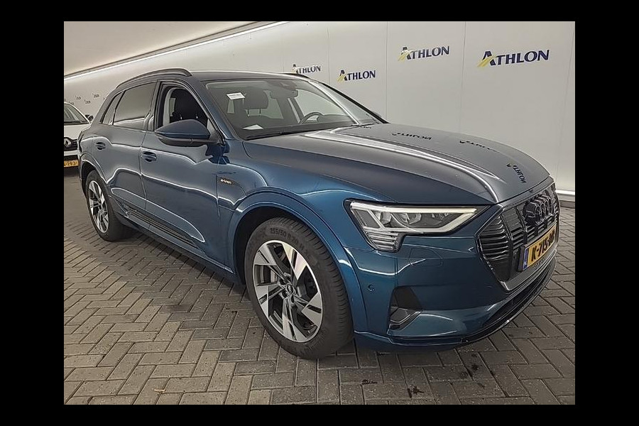 Audi e-tron 55 quattro Business edition 95 kWh | Trekhaak | Navi | Memory |