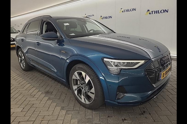 Audi e-tron 55 quattro Business edition 95 kWh | Trekhaak | Navi | Memory |