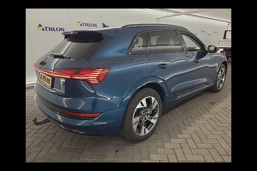 Audi e-tron 55 quattro Business edition 95 kWh | Trekhaak | Navi | Memory |