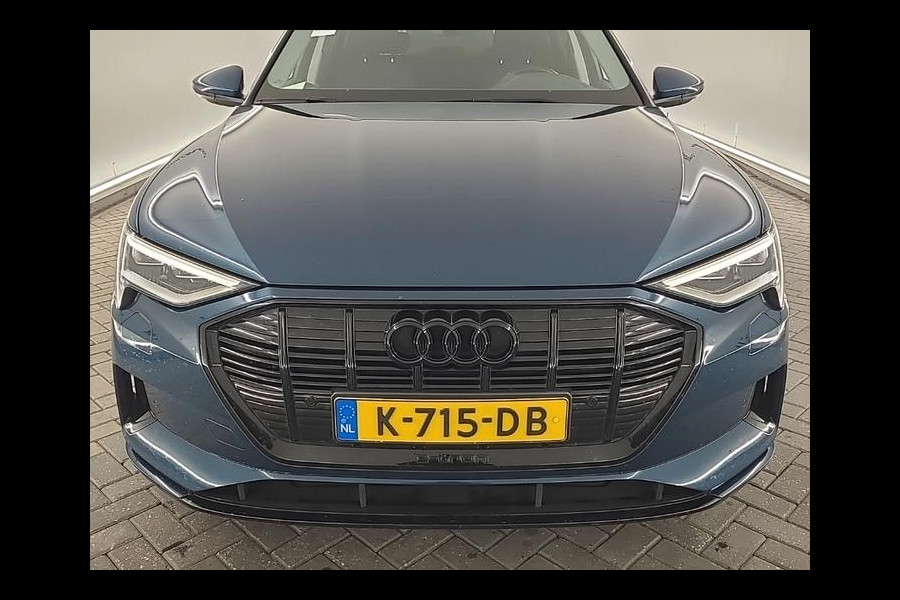 Audi e-tron 55 quattro Business edition 95 kWh | Trekhaak | Navi | Memory |