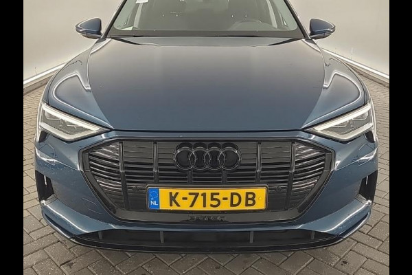 Audi e-tron 55 quattro Business edition 95 kWh | Trekhaak | Navi | Memory |