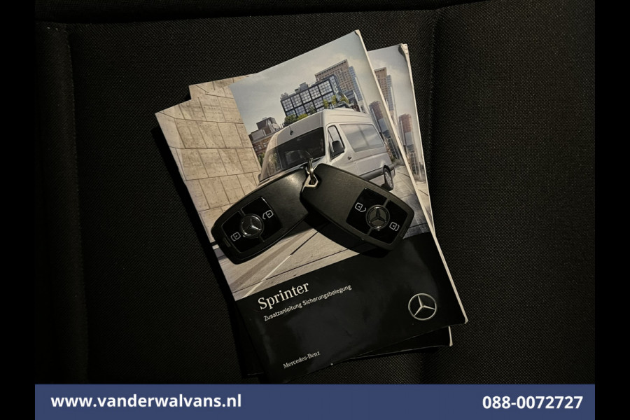 Mercedes-Benz Sprinter 316 CDI 164pk L3H2 Euro6 Airco | Camera | Apple Carplay | Android Auto | Cruisecontrol Chauffeursstoel, Stoelverwarming, Parkeersensoren, Bijrijdersbank