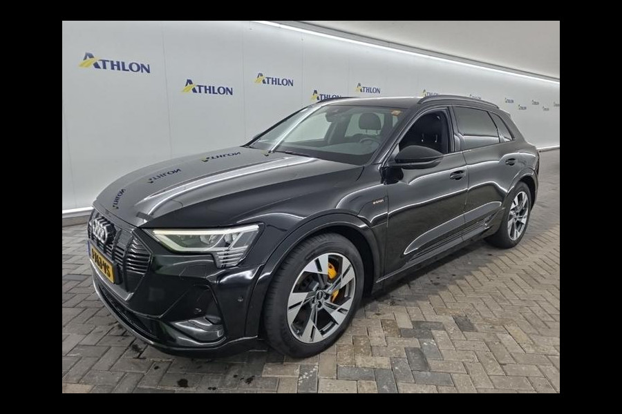 Audi e-tron 55 quattro S edition 95 kWh | Panorama | Camera | Memory |
