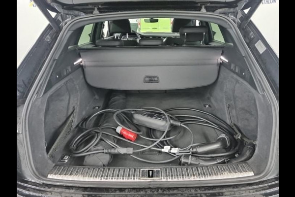 Audi e-tron 55 quattro S edition 95 kWh | Panorama | Camera | Memory |