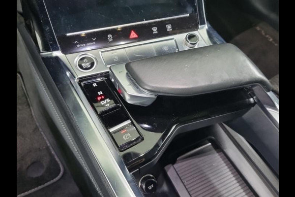 Audi e-tron 55 quattro S edition 95 kWh | Panorama | Camera | Memory |