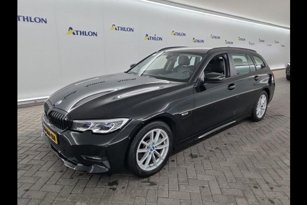 BMW 3 Serie Touring 320e Aut. Business Ed. | Trekhaak | BMW Laser | Leder |