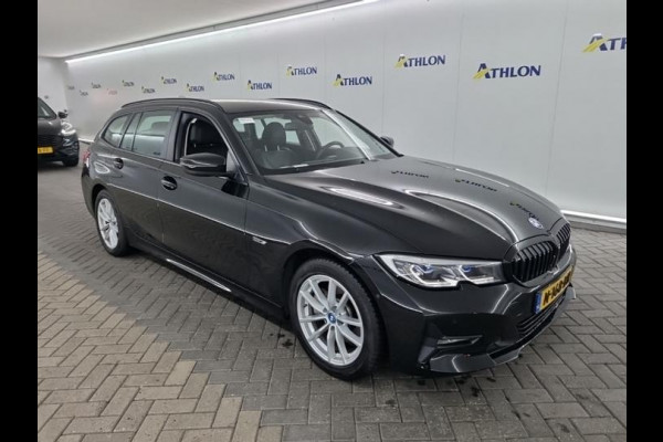 BMW 3 Serie Touring 320e Aut. Business Ed. | Trekhaak | BMW Laser | Leder |