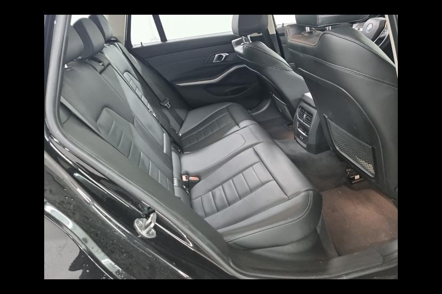 BMW 3 Serie Touring 320e Aut. Business Ed. | Trekhaak | BMW Laser | Leder |