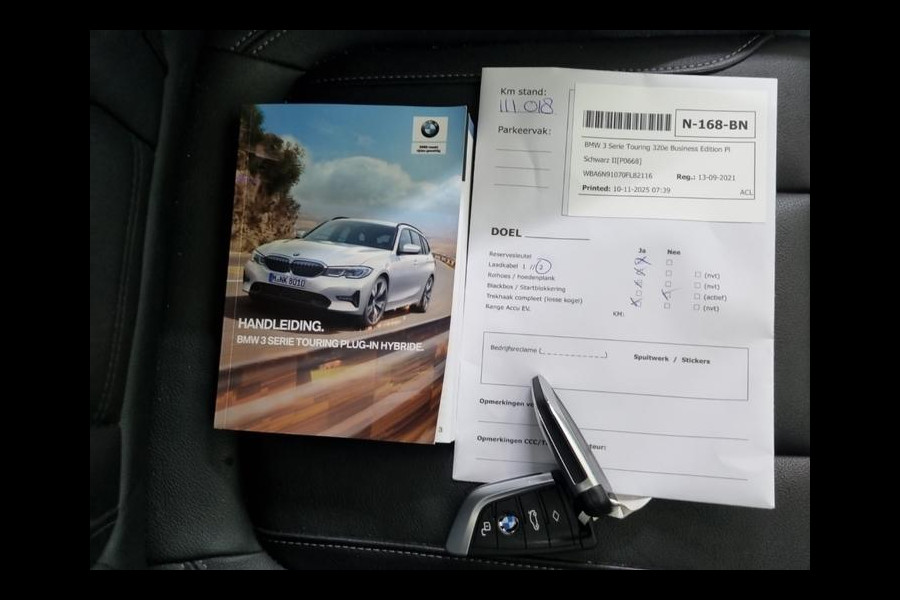 BMW 3 Serie Touring 320e Aut. Business Ed. | Trekhaak | BMW Laser | Leder |