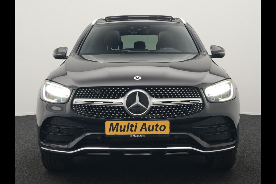 Mercedes-Benz GLC 300e 4MATIC AMG 320pk PHEV | Trekhaak Af Fabriek | Panodak | Adaptive Cruise | Camera | Alcantara Sportstoelen Memory & Verwarmd | Sfeerverlichting | Apple Carplay | Blis | Navigatie | DAB |