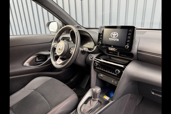 Toyota Yaris Cross 1.5 Hybrid GR Sport | JBL | 360 camera | Elektr. achterklep | Rijklaar!!