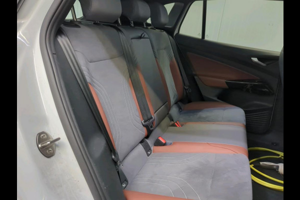 Volkswagen ID.4 First Max 77 kWh | Panorama | IQ-Light | 360 Camera |