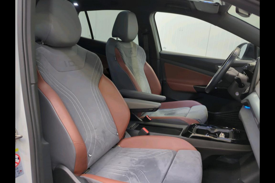 Volkswagen ID.4 First Max 77 kWh | Panorama | IQ-Light | 360 Camera |