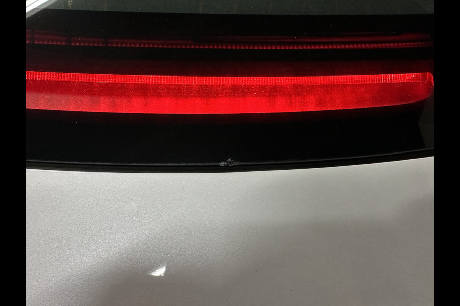 Tesla Model 3 Standard RWD Plus 60 kWh {SOH-99%} [ 3-Fase ] (INCL-BTW) Aut. *PANO | AUTO-PILOT | LUXURY-LEATHER | KEYLESS | FULL-LED | MEMORY-PACK | SURROUND-VIEW | DAB | CARPLAY | DIGI-COCKPIT | LANE-ASSIST | COMFORT-SEATS | TOWBAR | 19"ALU*