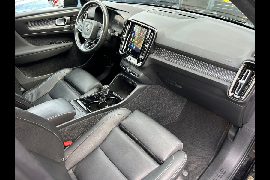 Volvo XC40 Recharge P8 AWD R-Design Panoramadak Vol Leder 92% SOH NL-Auto Rijklaarprijs!
