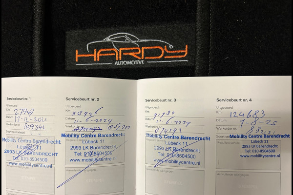 Volvo XC40 Recharge P8 AWD R-Design Panoramadak Vol Leder 92% SOH NL-Auto Rijklaarprijs!