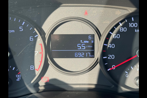 Kia Picanto 1.0 CVVT * 5deurs * Airco * Camera * Trekhaak *