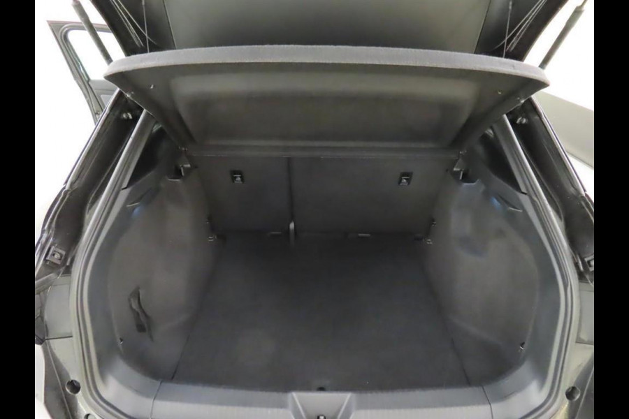 Volkswagen ID.4 Aut. Pro Editon 77kWh Trekhaak | | LED | SoH 96% |