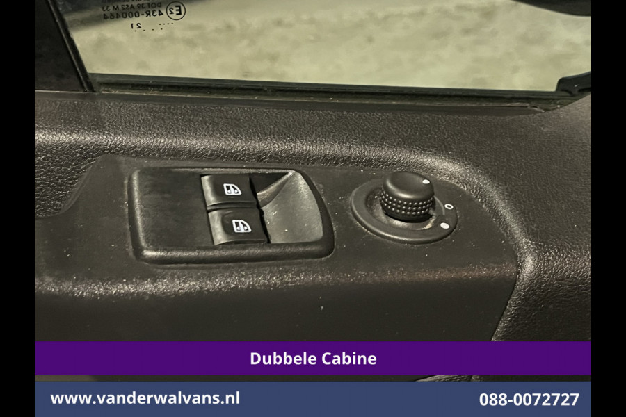 Renault Trafic 2.0 dCi 170pk Automaat L2H1 Dubbele cabine Euro6 Airco | 5-Zits | 2x Zijdeur | Camera | Navigatie | LED Cruisecontrol, Trekhaak, Parkeersensoren, LM velgen, Sidebars