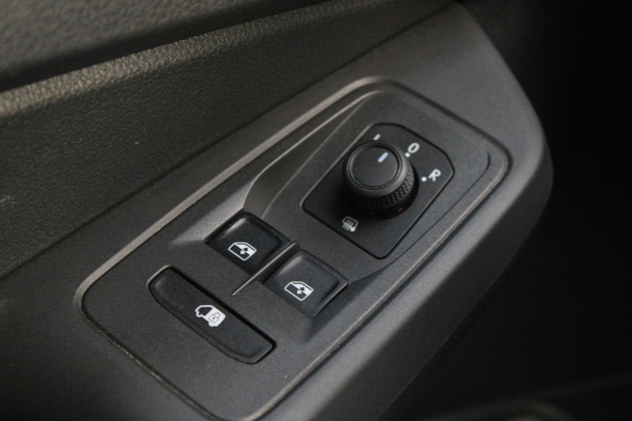 Ford Transit Connect 2.0 EcoBlue L2 Trend 102pk - Airco - Cruise - PDC - Navi - Carplay - Lane Assist - Rijklaar