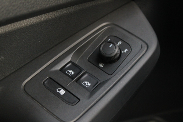 Ford Transit Connect 2.0 EcoBlue L2 Trend 102pk - Airco - Cruise - PDC - Navi - Carplay - Lane Assist - Rijklaar