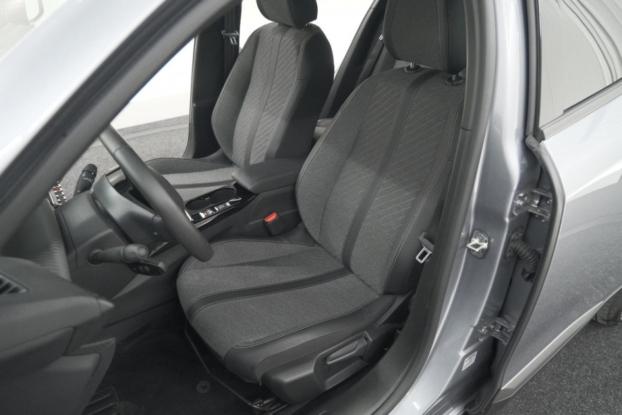 Peugeot 2008 PureTech 100 Allure | Camera | Navigatie | Parkeersensoren | Apple Carplay