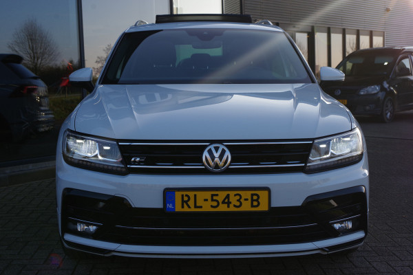 Volkswagen Tiguan 1.4 TSI R-Line Comfortline, Panoramadak, Digitale Cockpit, LED, Stoelverwarming,