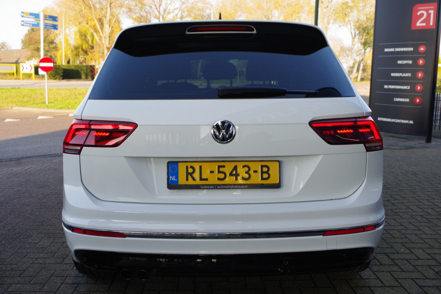 Volkswagen Tiguan 1.4 TSI R-Line Comfortline, Panoramadak, Digitale Cockpit, LED, Stoelverwarming,