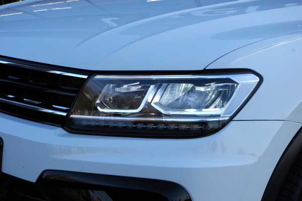 Volkswagen Tiguan 1.4 TSI R-Line Comfortline, Panoramadak, Digitale Cockpit, LED, Stoelverwarming,