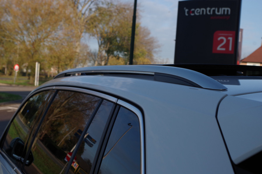 Volkswagen Tiguan 1.4 TSI R-Line Comfortline, Panoramadak, Digitale Cockpit, LED, Stoelverwarming,