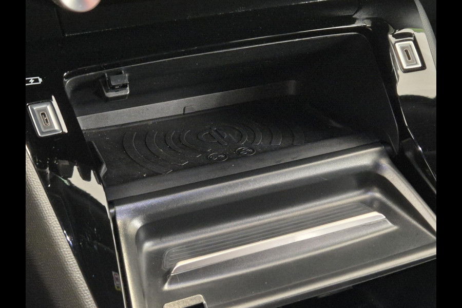 Peugeot e-2008 EV GT Avantage 54 kWh