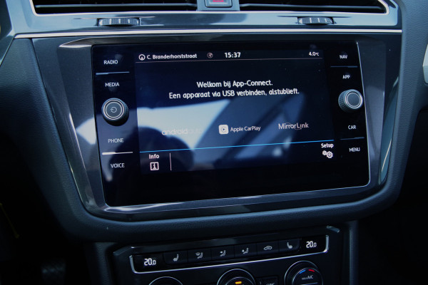 Volkswagen Tiguan 1.4 TSI R-Line Comfortline, Panoramadak, Digitale Cockpit, LED, Stoelverwarming,