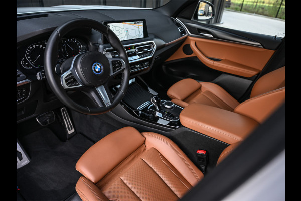BMW X3 xDrive30e High Executive | PANORAMADAK | HEAD-UP | CAMERA | BLIS | STOELVERWARMING | BMW LASER | HIFI | AMBIANCE SFEER VERLICHTI
