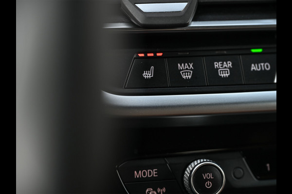 BMW X3 xDrive30e High Executive | PANORAMADAK | HEAD-UP | CAMERA | BLIS | STOELVERWARMING | BMW LASER | HIFI | AMBIANCE SFEER VERLICHTI