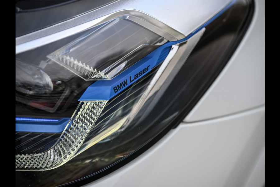 BMW X3 xDrive30e High Executive | PANORAMADAK | HEAD-UP | CAMERA | BLIS | STOELVERWARMING | BMW LASER | HIFI | AMBIANCE SFEER VERLICHTI