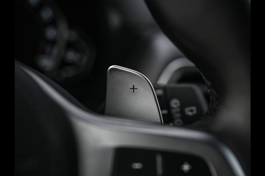 BMW X3 xDrive30e High Executive | PANORAMADAK | HEAD-UP | CAMERA | BLIS | STOELVERWARMING | BMW LASER | HIFI | AMBIANCE SFEER VERLICHTI