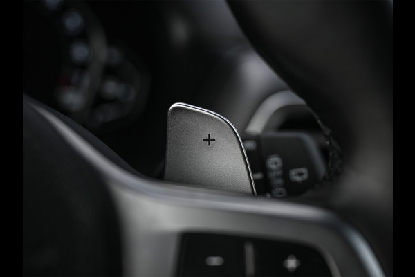 BMW X3 xDrive30e High Executive | PANORAMADAK | HEAD-UP | CAMERA | BLIS | STOELVERWARMING | BMW LASER | HIFI | AMBIANCE SFEER VERLICHTI