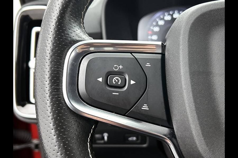 Volvo XC40 2.0 B4 R-Design (Goed OnderH, Camera, Navi, StoelV, Harman/ Kardon, PDC V+A, Etc)