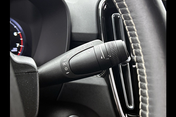 Volvo XC40 2.0 B4 R-Design (Goed OnderH, Camera, Navi, StoelV, Harman/ Kardon, PDC V+A, Etc)
