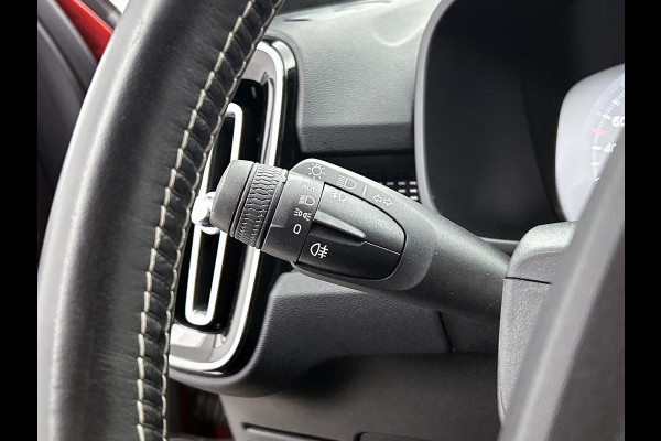 Volvo XC40 2.0 B4 R-Design (Goed OnderH, Camera, Navi, StoelV, Harman/ Kardon, PDC V+A, Etc)