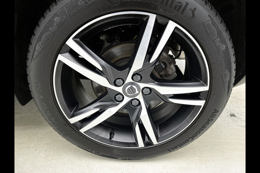 Volvo XC40 2.0 B4 R-Design (Goed OnderH, Camera, Navi, StoelV, Harman/ Kardon, PDC V+A, Etc)