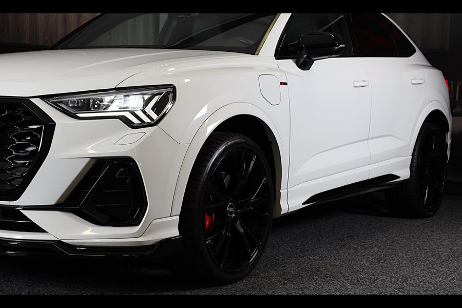 Audi Q3 Sportback 45 TFSI e S Line Competition / Aut / Memory / 360 Camera / Elek Stoelen / Acc / Pano / B & O / Matrix / 21 Inch