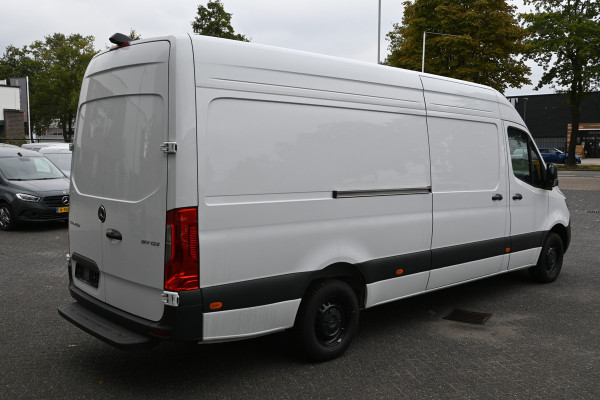 Mercedes-Benz Sprinter 317 CDI L3H2 Pro MBUX met navigatie, Comfort stoel met armleuning, Etc.