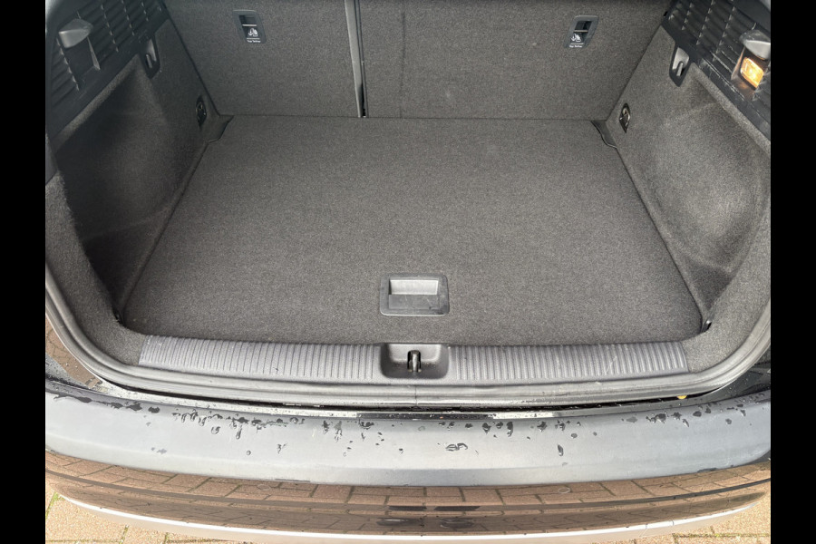 Audi Q2 1.4 TFSi CoD 150pk S-Tronic Sport NAVI/CLIMA/CRUISE/PDC/STOELVERWARMING