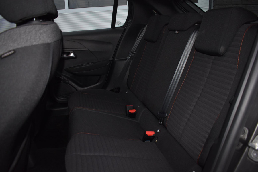 Peugeot 208 1.2 PureTech 100PK Active Pack | Carplay | Stoelverw. | Cruise | Incl. garantie.